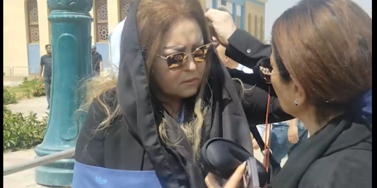نجوم الفن والإعلام  يشاركون في تشييع جنازة الراحل أشرف مصيلحى.. فيديو