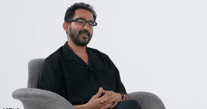 أحمد حلمي: زمان كنت بهرب من خروجات بسبب أن المنيو بالإنجليزي أو مش معايا فلوس